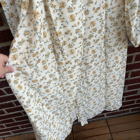 🤍BRAND NEW🤍 PKC Collection Wrap Dress - Picture 6 of 9